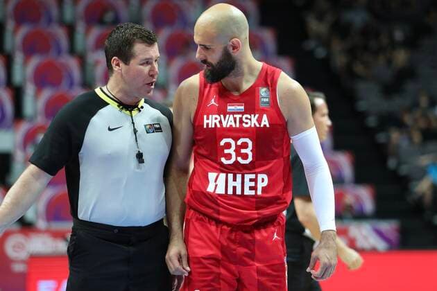 Germany v Croatia - Semi Final: 2020 FIBA Men s Olympic Qualifying Tournament Zeljko Sakic of Croatia in conversation with Referee Matthew Leigh Kallio of Canada during the 2020 FIBA Men s Olympic Qualifying Tournament game between Germany and Croatia at Spaladium Arena on July 3, 2021 in Split, Croatia. IvoxCagalj PIXSELL