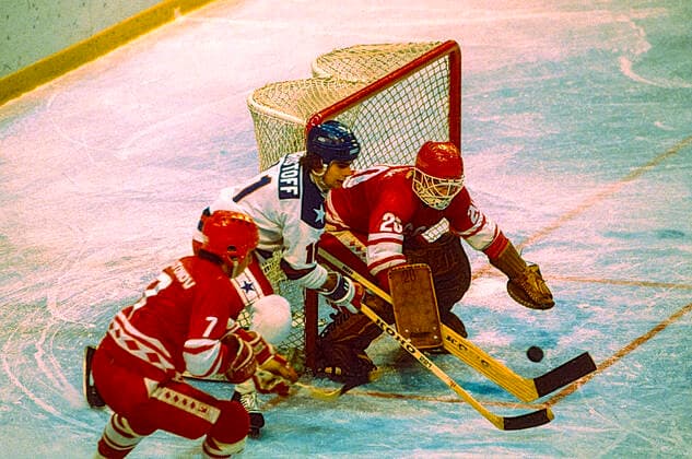 1980 Olympic Winter games, Winterspiele,Spiele, Summer games USA Ice hockey, Eishockey Goalie Vladislav Tretiak (URS) defends against Steve Christoff of Team USA in the Men s Ice Hockey semi-final at the 1980 Olympic Winter Games. Lake Placid New York United States Copyright: xPaulxJxSutton DUOMO PCNx IH0101_80003