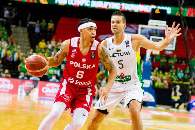 KOWNO, ZALGIRIO ARENA 03.07.2021 KWALIFIKACJE OLIMPIJSKIE TOKYO 2020 FIBA OLYMPIC QUALIFYING TOURNAMENT 2020 POLFINAL SEMIFINAL LITWA - POLSKA LITHUANIA - POLAND NZ A.J. SLAUGHTER (6), MANTAS KALNIETIS (5) Pawel Pietranik NEWSPIX.pl --- Newspix.pl  PIETRANIK030721_065