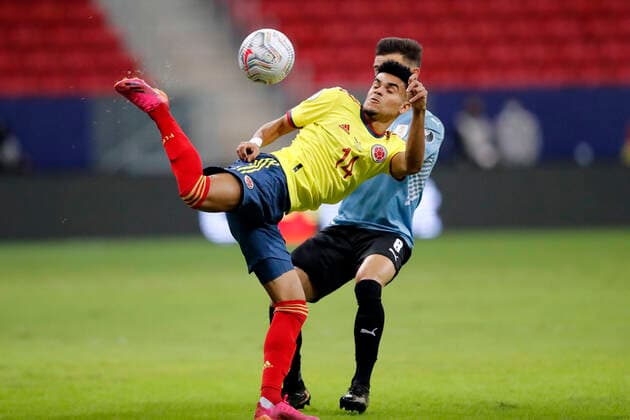Uruguay x Colombia BRASÍLIA, DF - 03.07.2021: URUGUAY X COLOMBIA - Match between , Uruguay x Colombia valid quarterfinal match Copa America Brazil 2021 , held at Estádio Nacional Mané Garricha , on Saturday (3rd). In the photo, Player Nahitan Uruguay vs. Luis Dias Colombia (Photo: Francisco Stuckert Fotoarena) x2088480x  FranciscoxStuckert
