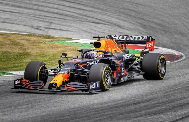 SPIELBERG - Max Verstappen of Red Bull Racing in action during the Formula 1 Grand Prix of Austria. The Grand Prix took place at the Red Bull Ring race track in the state of Styria. REMKO DE WAAL W xVIxANPxSportx xxANPxIVx
