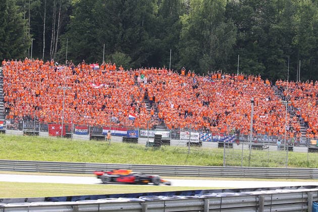 FORMULA 1 - GP of Austria 2021 SPIELBERG,AUSTRIA,04.JUL.21 - MOTORSPORTS, FORMULA 1 - Grand Prix of Austria, Red Bull Ring. Image shows fans and Max Verstappen (NED Red Bull Racing).  GEPAxpictures xManfredxBinder