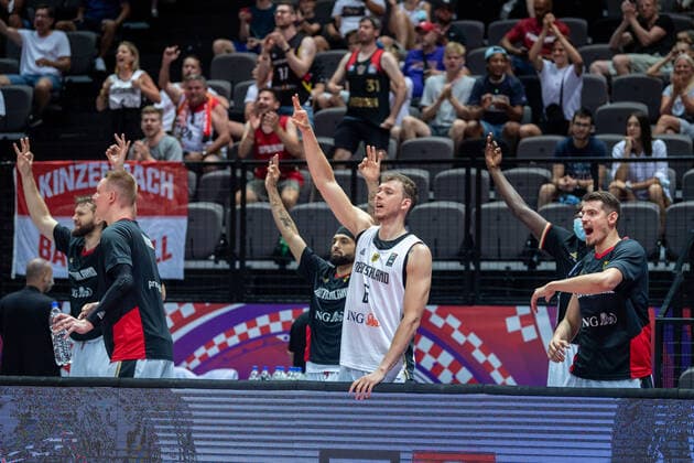 Basketball Split 04.07.2021 Olympia-Qualifikation FIBA Olympic Qualifying Tournament 2020 Finale Deutschland (GER) - Brasilien (BRA) Jubel Nils Giffey (Deutschland, No.05)
