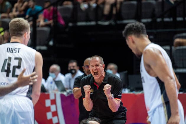 Basketball Split 04.07.2021 Olympia-Qualifikation FIBA Olympic Qualifying Tournament 2020 Finale Deutschland (GER) - Brasilien (BRA) Henrik Rödl (Deutschland, Bundestrainer) Rodl Roedl Jubel
