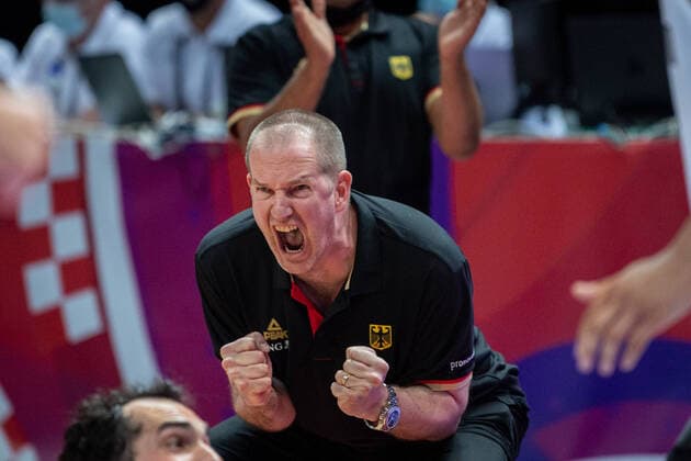 EuroBasket 2022, DBB, Historie, Bundestrainer Sport Themen der Woche KW26 Sport Bilder des Tages Basketball Split 04.07.2021 Olympia-Qualifikation FIBA Olympic Qualifying Tournament 2020 Finale Deutschland (GER) - Brasilien (BRA) Henrik Rödl (Deutschland, Bundestrainer) Rodl Roedl Jubel