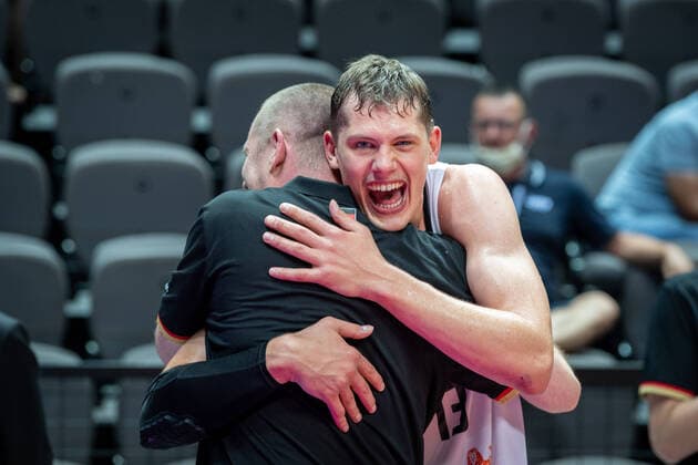 EuroBasket 2022, DBB, Historie, Bundestrainer Basketball Split 04.07.2021 Olympia-Qualifikation FIBA Olympic Qualifying Tournament 2020 Finale Deutschland (GER) - Brasilien (BRA) Jubel Henrik Rödl (Deutschland, Bundestrainer) Rodl Roedl Moritz Wagner (Deutschland, No.13)