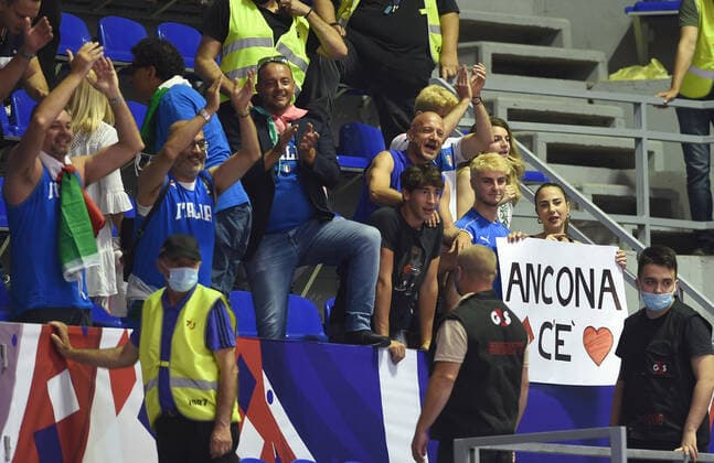 04.07.2021 Belgrade Serbia-Italy FIBA Olympic qualifying tournament final men s basketball Italian fans celebrate victory inside of Aleksandar Nikolic Pionir hall :Str