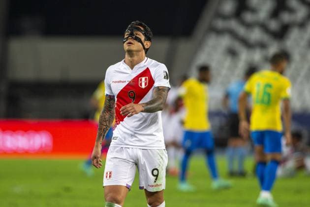 Rio de Janeiro, Brazil, Jul 5th Gianluca Lapadula (Peru - 9) disappointed during the CONMEBOL Copa America 2021 Semi Final football match between Brazil v Peru at the Estadio Nilton Santos in Rio de Janeiro, Brazil. Brazil v Peru - Copa America 2021 