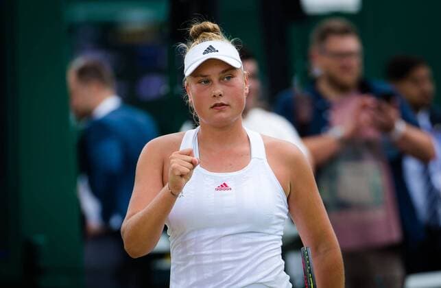 Mandatory Credit: Photo by Rob Prange Shutterstock (12200588b) Nastasja Schunk of Germany in action during the Juniors competition at the 2021 Wimbledon Championships Grand Slam tennis tournament Wimbledon Tennis Championships, Day 10, The All England Lawn Tennis and Croquet Club, London, UK - 08 Jul 2021 Wimbledon Tennis Championships, Day 10, The All England Lawn Tennis and Croquet Club, London, UK - 08 Jul 2021  Copyright: xRobxPrange Shutterstockx 12200588b