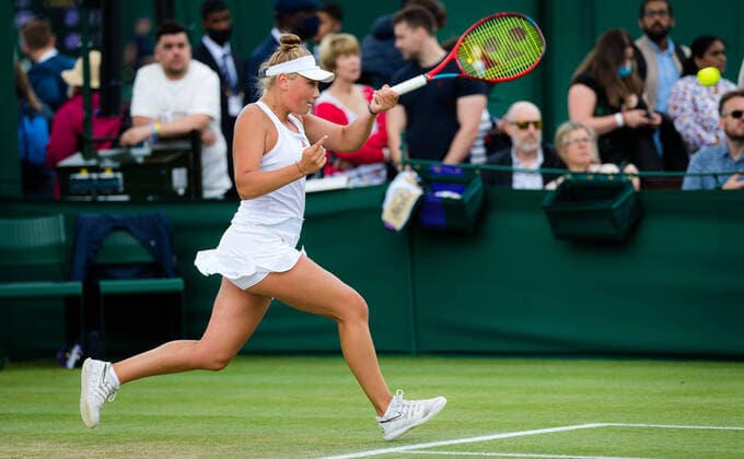 July 8, 2021: Nastasja Schunk of Germany in action during the Juniors competition at the 2021 Wimbledon Championships Grand Slam tennis tournament - ZUMAa181 20210708_zaa_a181_008 Copyright: xRobxPrangex