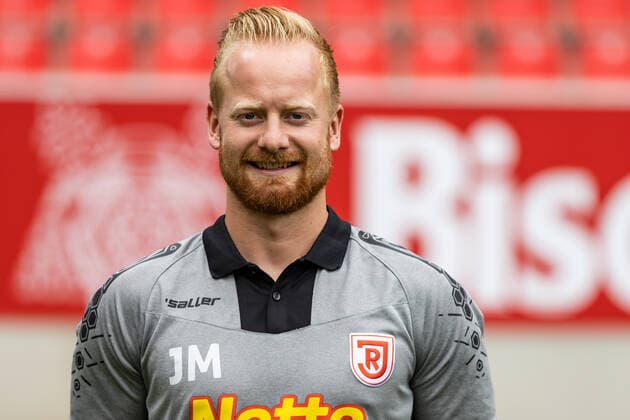 Medientag; SSV Jahn Regensburg 2021 2022 Jonas Maier; SSV Jahn Regensburg; 2.BL, Portraittermin 2021 2022