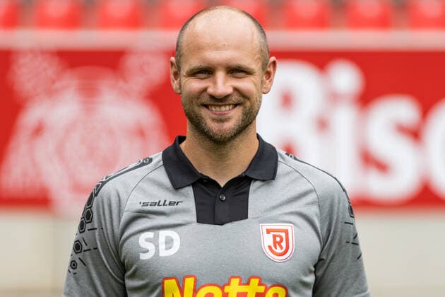 Medientag; SSV Jahn Regensburg 2021 2022 Sebastian Dreier; SSV Jahn Regensburg; 2.BL, Portraittermin 2021 2022