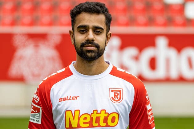 Medientag; SSV Jahn Regensburg 2021 2022 Sarpreet Singh; SSV Jahn Regensburg; 2.BL, Portraittermin 2021 2022