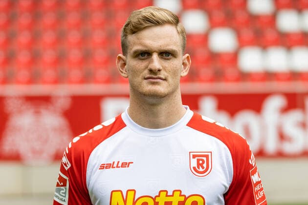 Medientag; SSV Jahn Regensburg 2021 2022 Scott Kennedy; SSV Jahn Regensburg; 2.BL, Portraittermin 2021 2022