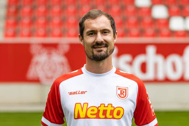 Medientag; SSV Jahn Regensburg 2021 2022 Sebastian Nachreiner; SSV Jahn Regensburg; 2.BL, Portraittermin 2021 2022