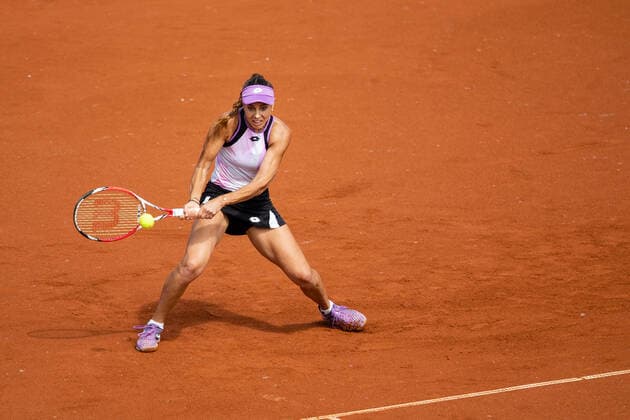 210709 Mihaela Buzarnescu, Rumänien, i semifinal i singel under dag 5 av Nordea Open den 9 juli 2021 i Bastad. Copyright: MATHILDAxAHLBERG BB210709BB053