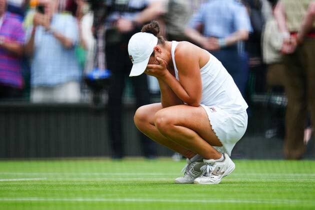 Mandatory Credit: Photo by Javier Garcia Shutterstock (12203621hl) Ashleigh Barty celebrates victory in the Ladies SIngles final Wimbledon Tennis Championships, Day 12, The All England Lawn Tennis and Croquet Club, London, UK - 10 Jul 2021 Wimbledon Tennis Championships, Day 12, The All England Lawn Tennis and Croquet Club, London, UK - 10 Jul 2021  Copyright: xJavierxGarcia Shutterstockx 12203621hl
