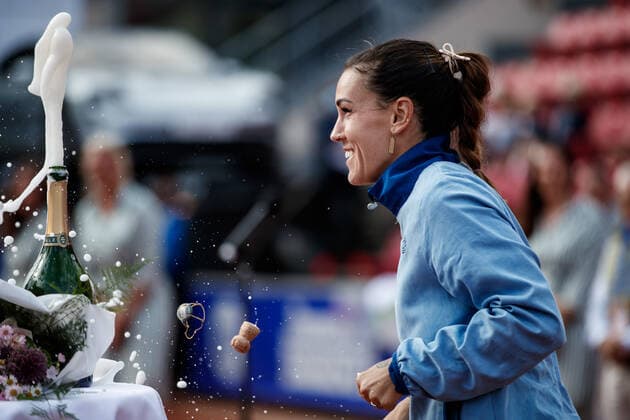 Sport Bilder des Tages 210710 Nuria Parrizas Diaz, Spanien, jublar efter finalen i singel under dag 6 av Nordea Open den 10 juli 2021 i Bastad. Copyright: MATHILDAxAHLBERG BB210710BB761