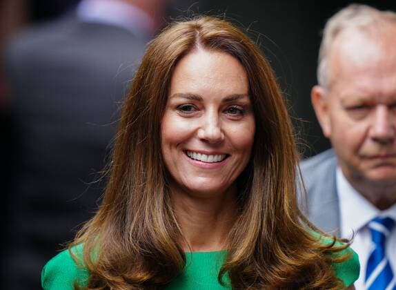Mandatory Credit: Photo by Shutterstock (12203622be) Catherine Duchess of Cambridge after presenting the Venus Rosewater Dish to Ashleigh Barty after victory in the Ladies SIngles final Wimbledon Tennis Championships, Day 12, The All England Lawn Tennis and Croquet Club, London, UK - 10 Jul 2021 Wimbledon Tennis Championships, Day 12, The All England Lawn Tennis and Croquet Club, London, UK - 10 Jul 2021  Copyright: xShutterstockx 12203622be