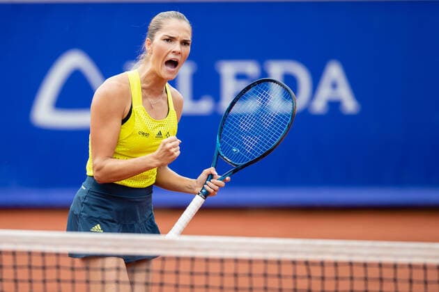210710 Mirjam Björklund, Sverige, jublar i finalen i dubbel under dag 6 av Nordea Open den 10 juli 2021 i Bastad. Copyright: MATHILDAxAHLBERG BB210710BB840