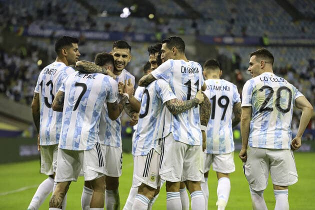 July 10, 2021, Rio de Janeiro, Brazil: Argentina s players celebrate goal scored by Angel Di Maria during soccer match against Brazil, valid for final of Copa America 2021, held at Maracana stadium, in Rio de Janeiro, on Saturday (10).  Copyright: xLecoxVianax
