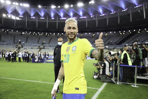 July 10, 2021, Rio de Janeiro, Brazil: Neymar Jr, from Brazilian National Soccer team, during awards for 2nd place of Copa America after a 1-0 defeat by Argentina, in a soccer match held at Maracana stadium, in Rio de Janeiro, on Saturday night (10).  Copyright: xLecoxVianax