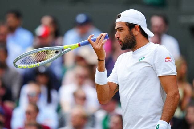 Mandatory Credit: Photo by Javier Garcia Shutterstock (12204578ad) Matteo Berrettini blowing sweat from his hands and racquet during the Gentlemen s Singles final Wimbledon Tennis Championships, Day 13, The All England Lawn Tennis and Croquet Club, London, UK - 11 Jul 2021 Wimbledon Tennis Championships, Day 13, The All England Lawn Tennis and Croquet Club, London, UK - 11 Jul 2021  Copyright: xJavierxGarcia Shutterstockx 12204578ad