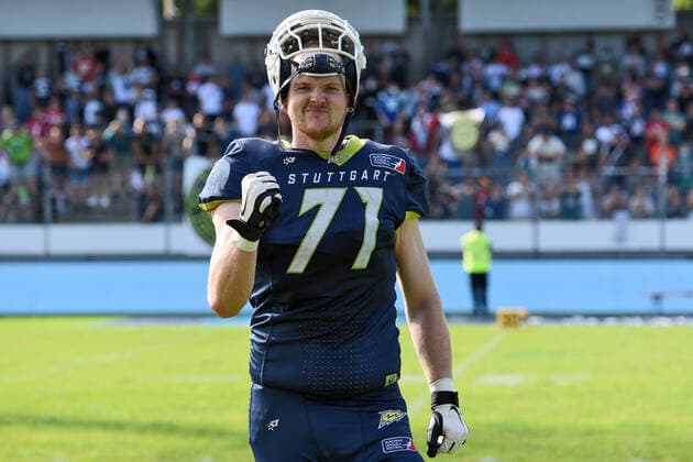 Jan Steiger ( 71, Offensive linemen, Stuttgart Surge) American Football, ELF, European Leaguen of Football, Week 4, 11.07.2021 Foto:Eibner Tobias Baur Stuttgart Surge vs. Leipzig Kings European Leaguen of Football, Week 4 , 11.07.2021 Stuttgart *** Jan Steiger 71, Offensive linemen, Stuttgart Surge American Football, ELF, European Leaguen of Football, Week 4, 11 07 2021 Foto Eibner Tobias Baur Stuttgart Surge vs Leipzig Kings European Leaguen of Football, Week 4 , 11 07 2021 Stuttgart Copyright: xEibner-Pressefotox EP_TBR