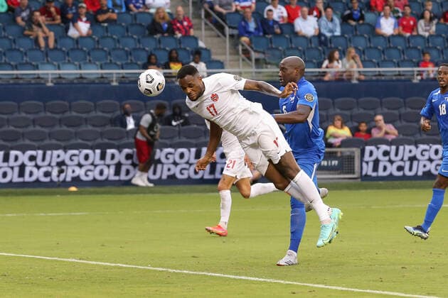 KANSAS CITY, KS - Jul 11: Canada forward Cyle Larin (17) dives as he tries to head the ball into the goal in the second half of a Concacaf Gold Cup match between Canada and Martinique on Jul 11, 2021 at Children s Mercy Park in Kansas City, KS. (Photo by Scott Winters Icon Sportswire) SOCCER: JUL 11 Concacaf Gold Cup - Canada v Martinique Icon2107110208