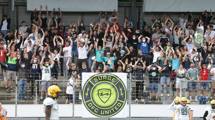 Stuttgart , European League of Football, American Football Stuttgart Surge vs. Leipzig Kings , Zuschauer Fans der Stuttgart Surge