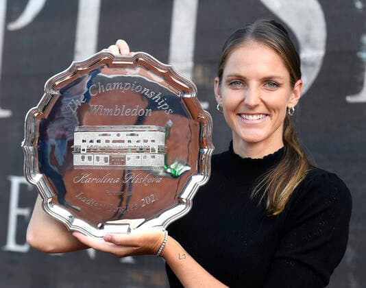 Karolina Pliskova poses with her second place Wimbledon Trophy after returning from London in Prague, Czech Republic, on Monday, July 12, 2021. (CTKxPhoto MichaelaxRihova) CTKPhotoP2021071207910  mir 5