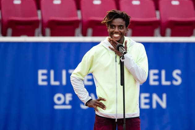 210712 Elias Ymer, Sverige, intervjuas efter tävlan under dag 8 av Nordea Open den 12 juli 2021 i Bastad. Copyright: MATHILDAxAHLBERG BB210712BB401