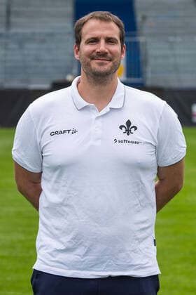 12.07.2021, xfux, Fussball 2.Bundesliga, SV Darmstadt 98, 2.BL, Porträttermin 2021 2022, emonline emspor, v.l. Rehatrainer Florian Bauer, SV Darmstadt 98, 2.BL, Porträttermin 2021 2022 Darmstadt