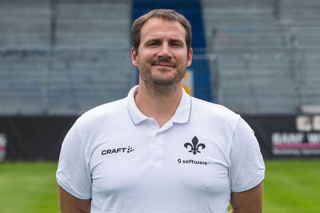 12.07.2021, xfux, Fussball 2.Bundesliga, SV Darmstadt 98, 2.BL, Porträttermin 2021 2022, emonline emspor, v.l. Rehatrainer Florian Bauer, SV Darmstadt 98, 2.BL, Porträttermin 2021 2022 Darmstadt