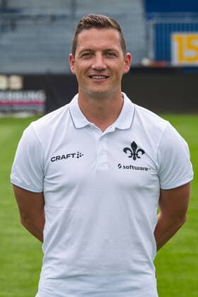12.07.2021, xfux, Fussball 2.Bundesliga, SV Darmstadt 98, 2.BL, Porträttermin 2021 2022, emonline emspor, v.l. Teammanager Michael Stegmayer, SV Darmstadt 98, 2.BL, Porträttermin 2021 2022 Darmstadt