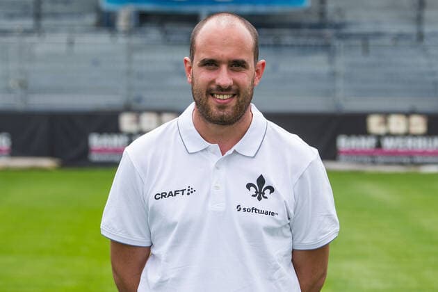 12.07.2021, xfux, Fussball 2.Bundesliga, SV Darmstadt 98, 2.BL, Porträttermin 2021 2022, emonline emspor, v.l. Betreuer Matthias Neumann, SV Darmstadt 98, 2.BL, Porträttermin 2021 2022 Darmstadt