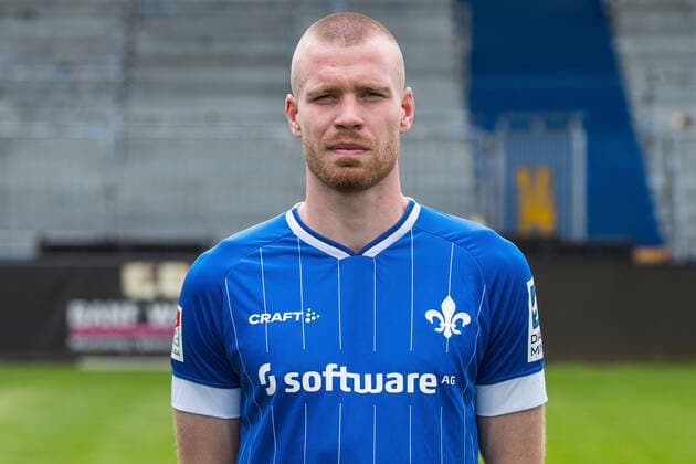 12.07.2021, xfux, Fussball 2.Bundesliga, SV Darmstadt 98, 2.BL, Porträttermin 2021 2022, emonline emspor, v.l. Thomas Mattias Poppler Isherwood, SV Darmstadt 98, 2.BL, Porträttermin 2021 2022, Darmstadt