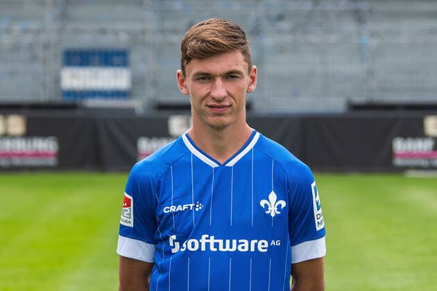 12.07.2021, xfux, Fussball 2.Bundesliga, SV Darmstadt 98, 2.BL, Porträttermin 2021 2022, emonline emspor, v.l. Benjamin Goller, SV Darmstadt 98, 2.BL, Porträttermin 2021 2022, Darmstadt