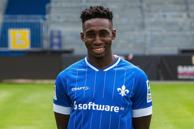 12.07.2021, xfux, Fussball 2.Bundesliga, SV Darmstadt 98, 2.BL, Porträttermin 2021 2022, emonline emspor, v.l. Frank Ronstadt, SV Darmstadt 98, 2.BL, Porträttermin 2021 2022, Darmstadt