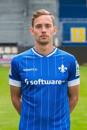 12.07.2021, xfux, Fussball 2.Bundesliga, SV Darmstadt 98, 2.BL, Porträttermin 2021 2022, emonline emspor, v.l. Jannik Mueller, SV Darmstadt 98, 2.BL, Porträttermin 2021 2022, Darmstadt