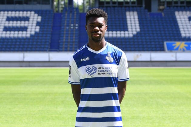 Leroy Kwadwo; MSV Duisburg; 3.Liga, Porträttermin 2021 2022