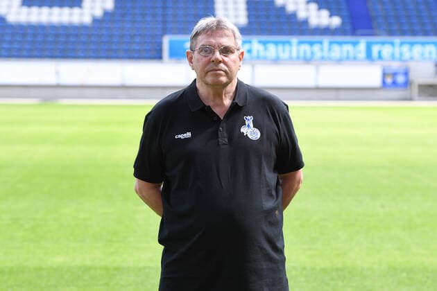 Manni Piwonski ( Zeugwart ); MSV Duisburg; 3.Liga, Porträttermin 2021 2022