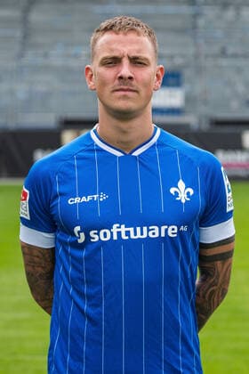12.07.2021, xfux, Fussball 2.Bundesliga, SV Darmstadt 98, 2.BL, Porträttermin 2021 2022, emonline emspor, v.l. Philipp Tietz, SV Darmstadt 98, 2.BL, Porträttermin 2021 2022, Darmstadt