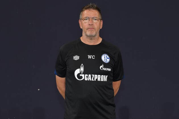 Torwarttrainer Wil Coort; FC Schalke 04; 1.BL, Porträttermin 2021 2022 Gelsenkirchen Nordrhein-Westfalen Deutschland