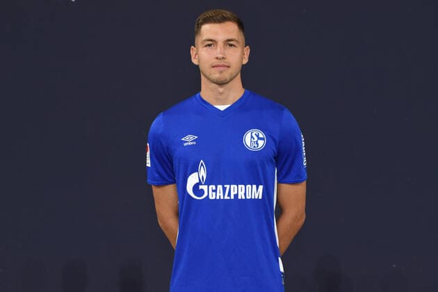 Marvin Pieringer; FC Schalke 04; 1.BL, Porträttermin 2021 2022 Gelsenkirchen Nordrhein-Westfalen Deutschland