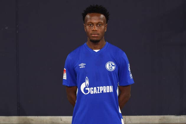 Hamza Mendyl; FC Schalke 04; 1.BL, Porträttermin 2021 2022 Gelsenkirchen Nordrhein-Westfalen Deutschland