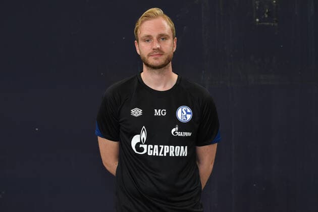 Teammanager Mario Grevelhörster; FC Schalke 04; 1.BL, Porträttermin 2021 2022 Gelsenkirchen Nordrhein-Westfalen Deutschland