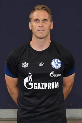 Co Trainer Sven Piepenbrock; FC Schalke 04; 1.BL, Porträttermin 2021 2022 Gelsenkirchen Nordrhein-Westfalen Deutschland