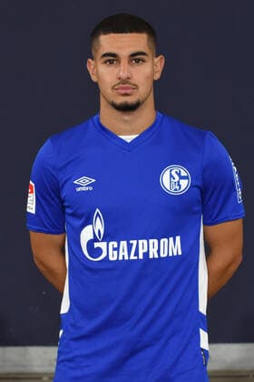 Levent Mercan; FC Schalke 04; 1.BL, Porträttermin 2021 2022 Gelsenkirchen Nordrhein-Westfalen Deutschland
