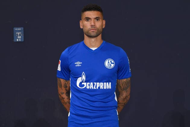 Victor Palsson; FC Schalke 04; 1.BL, Porträttermin 2021 2022 Gelsenkirchen Nordrhein-Westfalen Deutschland